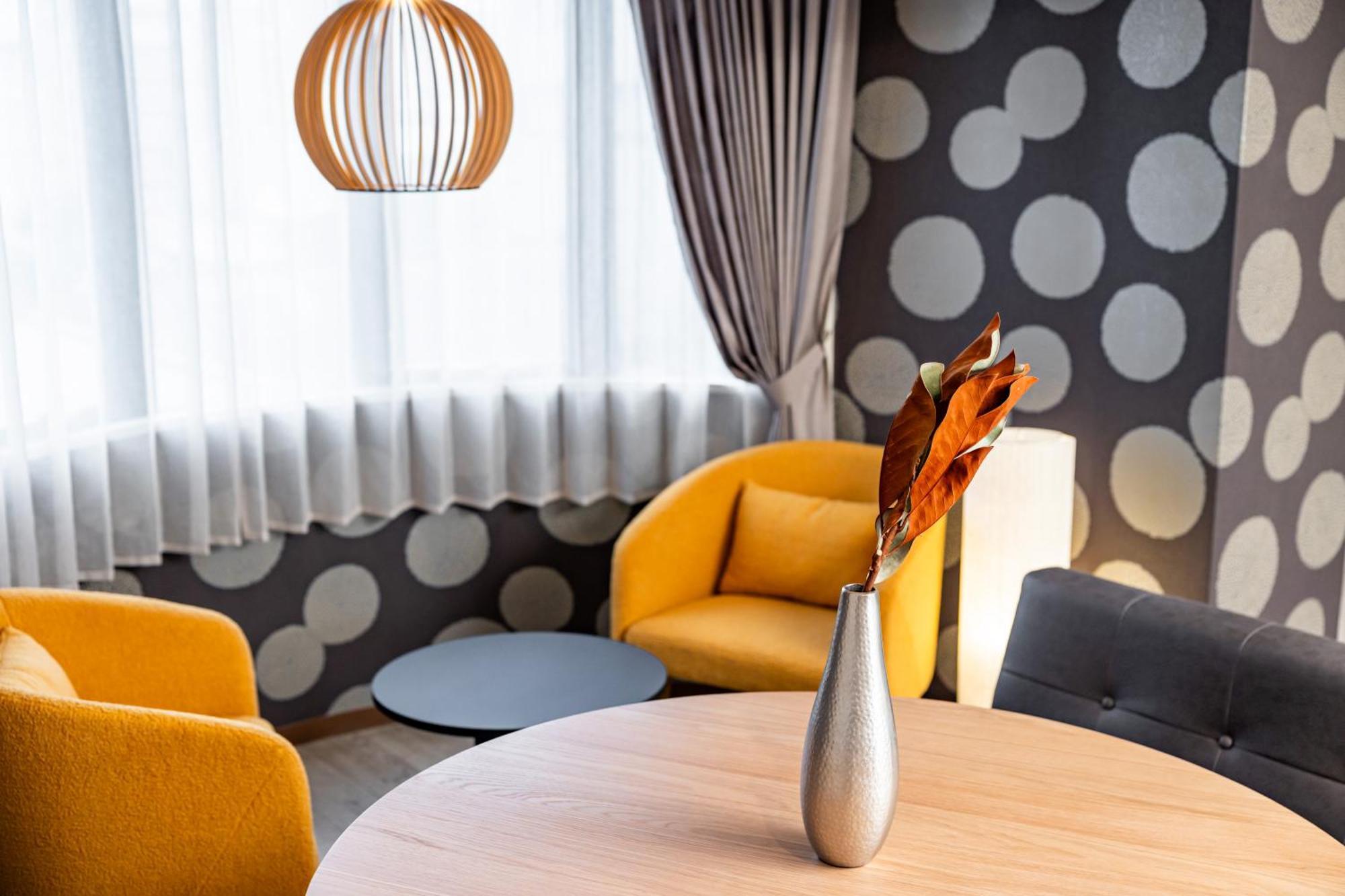 Bijou Suites Pine Brook 405 Осака Екстер'єр фото
